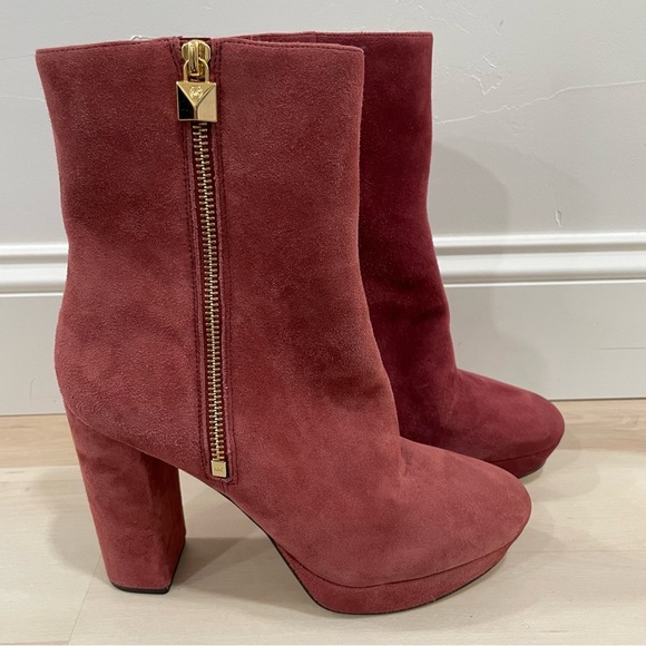 MICHAEL Michael Kors Size 9 Frenchie Platform Booties *Flaw* Burgundy Suede - Picture 2 of 15
